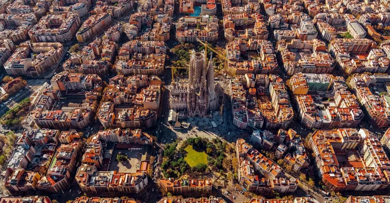 Private Barcelona & Montserrat Helicopter Tour — helicopter tour in Barcelona