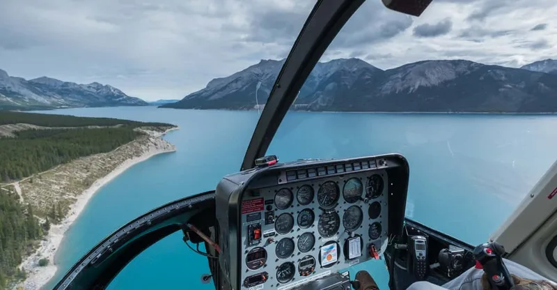 Canadian Rockies: Helicopter Flight with Exploration Hike — helicopter tour in Jasper