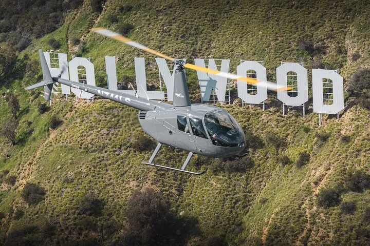 Experience Helicopter Attractions of Los Angeles — helicopter tour in Los Angeles