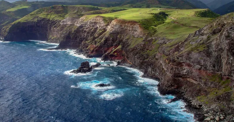 Waterfalls of West Maui and Molokai Helicopter Tour — helicopter tour in Maui
