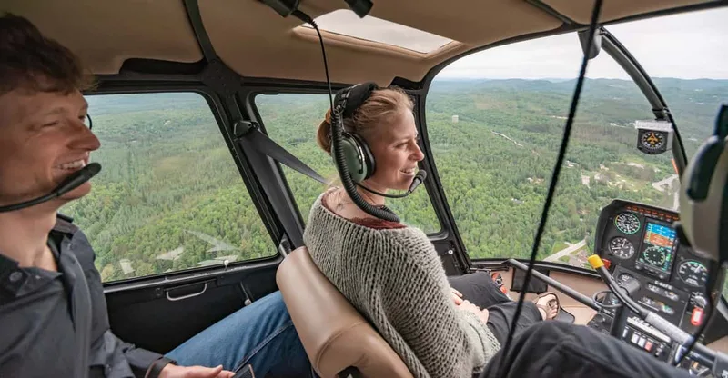 Mont Tremblant: Helicopter Tour with Optional Stopover — helicopter tour in Montreal