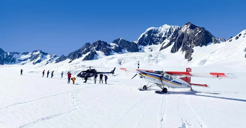 Ski Plane and Helicopter Glacier Combo Flight — helicopter tour in Mount Cook
