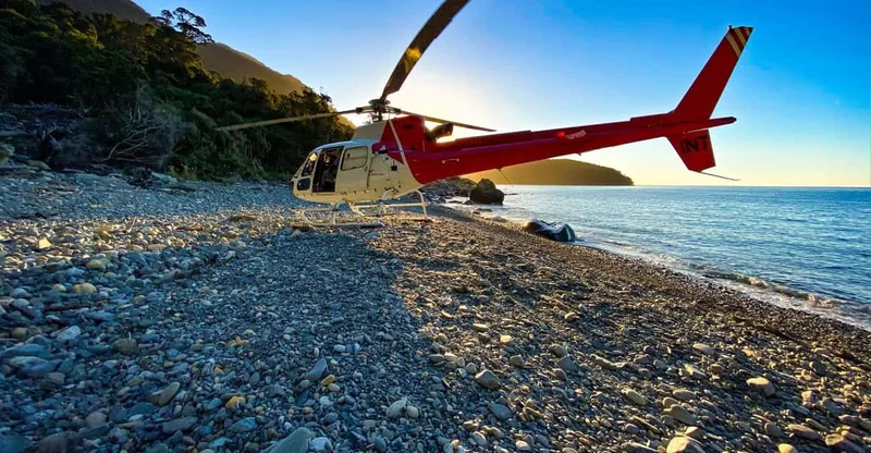 Milford Sound Extended Helicopter Flight & 3 Landings — helicopter tour in Queenstown