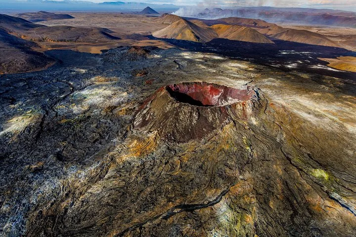 Private Reykjavik Helicopter Flight: Reykjanes Peninsula and Volcanic Landscapes — helicopter tour in Reykjavik