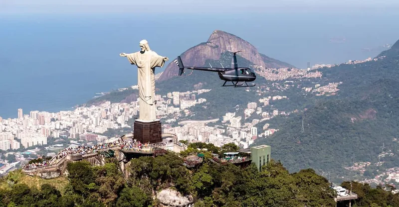 Helicopter Tour with an unforgettable view — helicopter tour in Rio de Janeiro