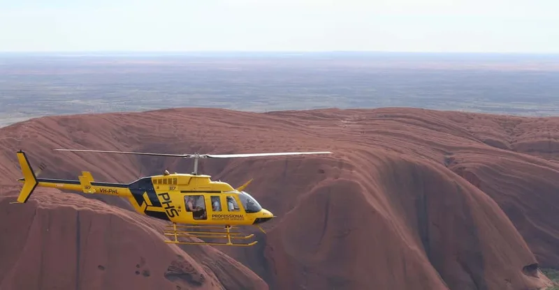 Uluru 15-Minute Helicopter Experience — helicopter tour in Uluru